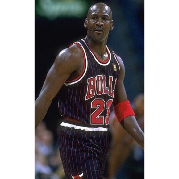 Michael Jordan (Mitchell & Ness)-(Bulls)-(Jersey)-(Black)-(Stripe)-(XL)-$100.00 - Picture 10 of 10